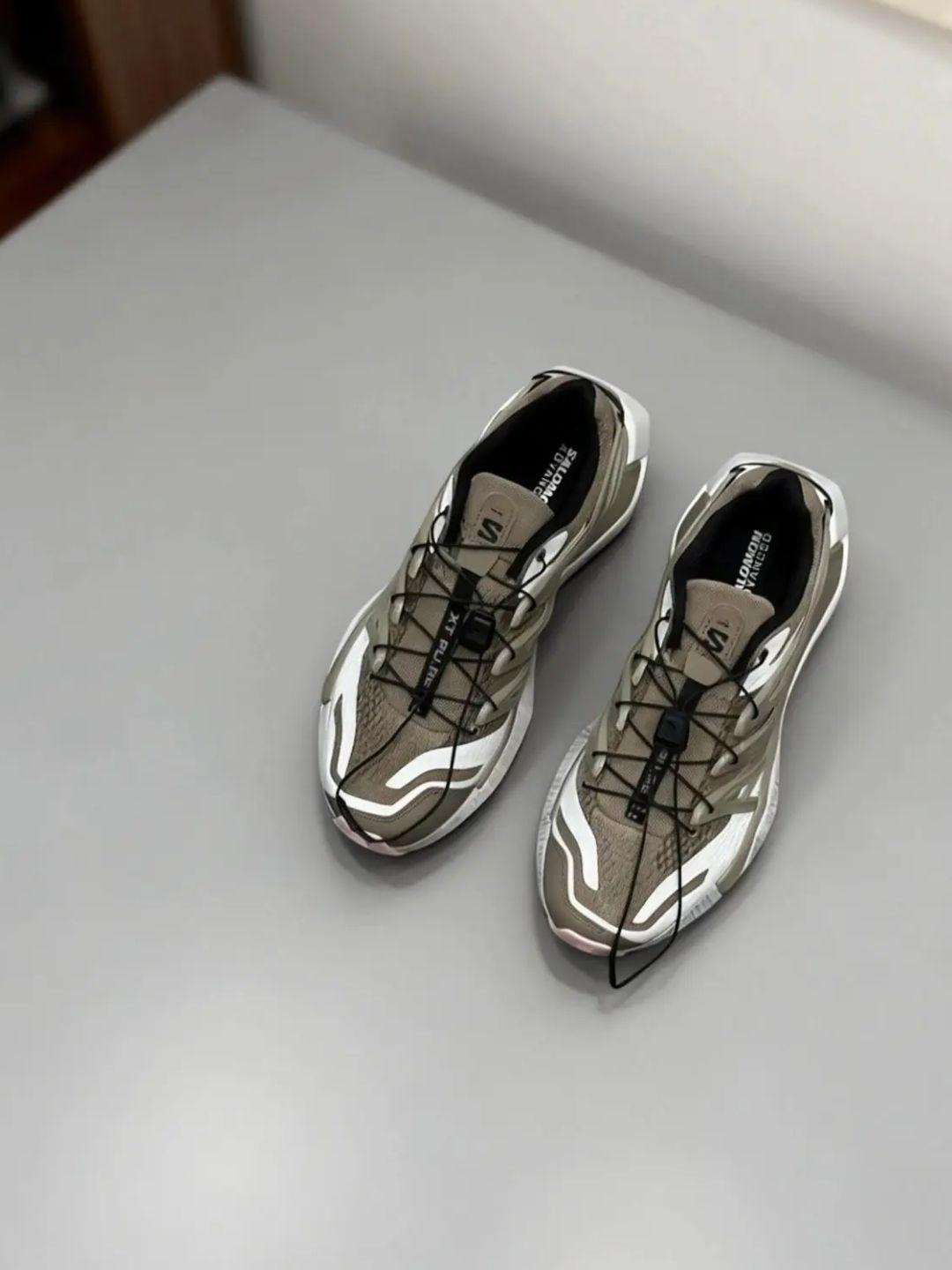 灰棕机能独特美学!萨洛蒙XT PU.RE ADVANCED解锁全天候跑步新体验